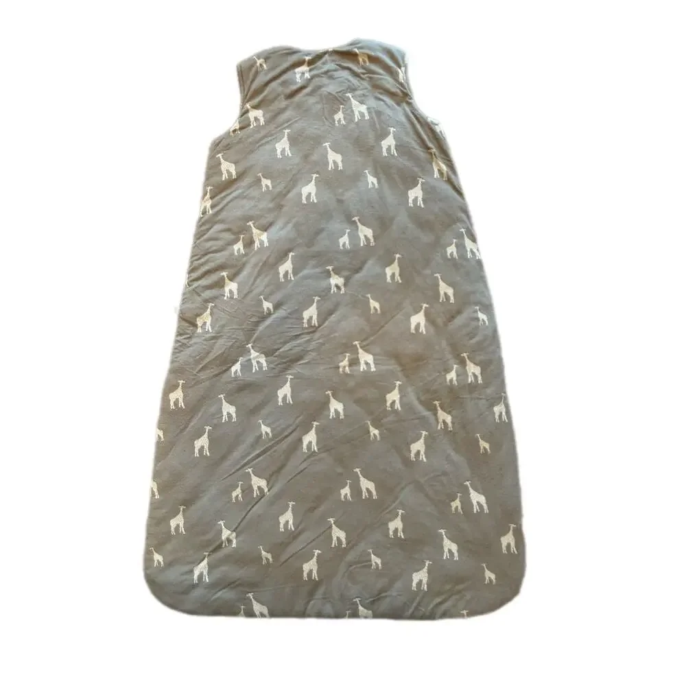 Gunamana bamboo swaddle sleep sack 18/24 months  - grey giraffe print/ 2.6 tog